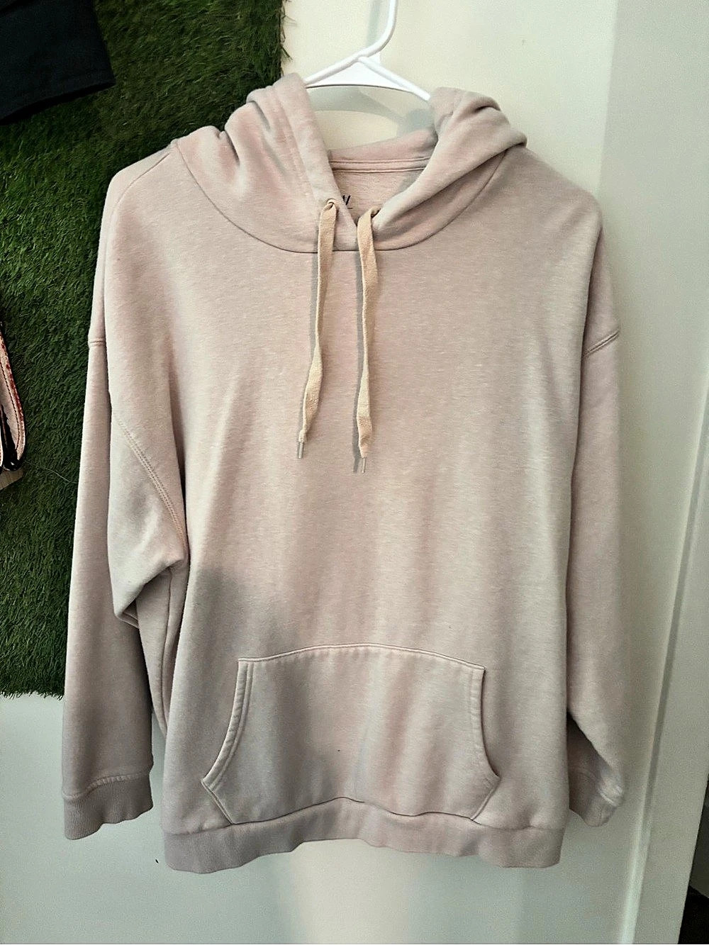 Mounir Pullover Hoodie in Pink Size Large EUC